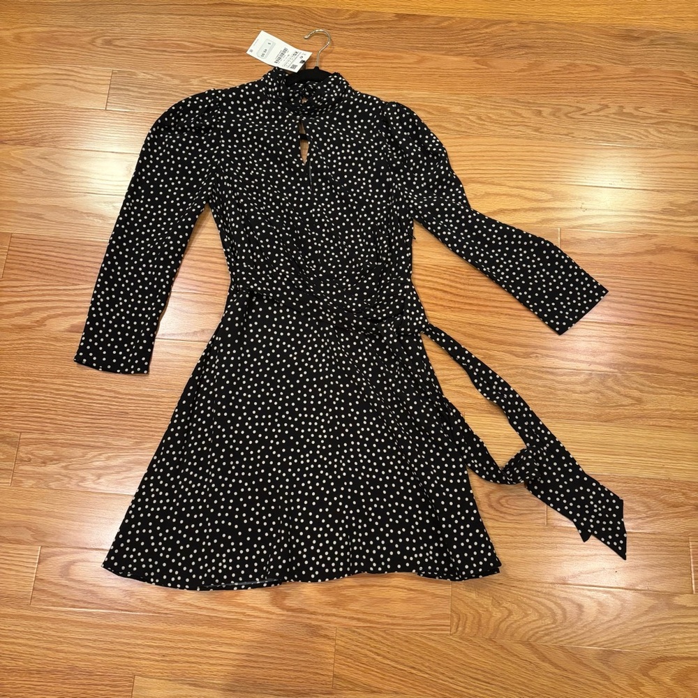 NWT 🆕 Zara Black and White Polka Dot Mini Dress with Tie Waist - Size XS